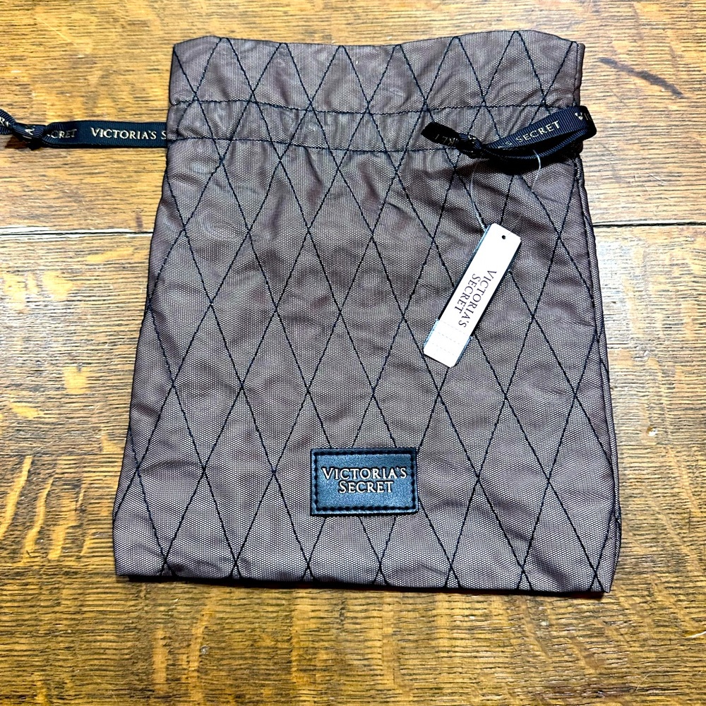 Victoria’s Secret NWT jewelry‎ pouch